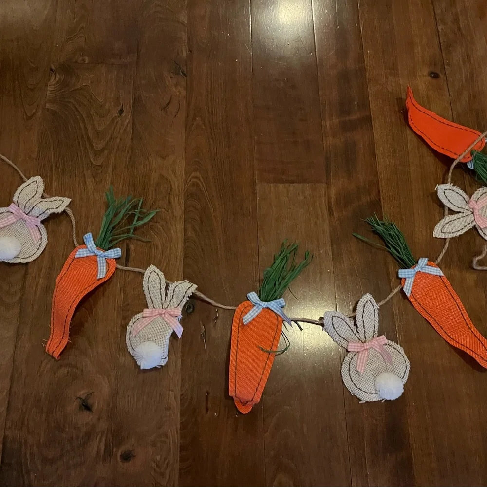 Bunny and carrot Easter garland 69” long 10” tall
